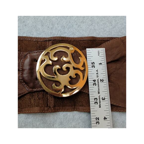B- Low The Belt Brown Genuine Leather XS Wide Waist Belt Gold Buckle Medallion - Picture 5 of 13
